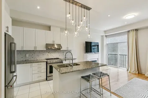 32 Kingsville Lane Richmond Hill ON L4C 7V6