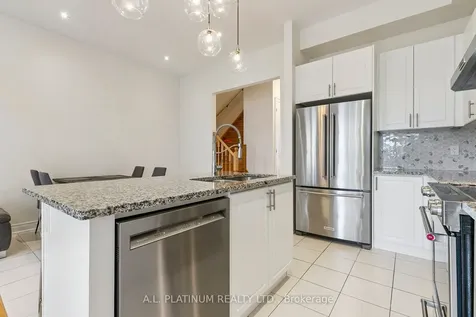 32 Kingsville Lane Richmond Hill ON L4C 7V6
