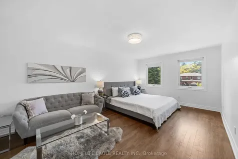 304 Firglen Ridge Vaughan ON L4L 1N7