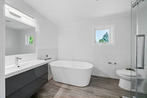 304 Firglen Ridge Vaughan ON L4L 1N7