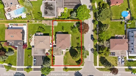 304 Firglen Ridge Vaughan ON L4L 1N7