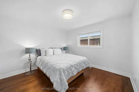 304 Firglen Ridge Vaughan ON L4L 1N7