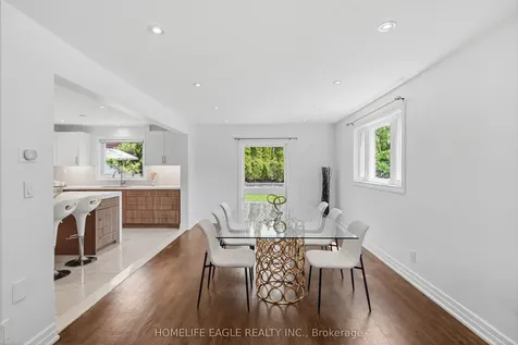 304 Firglen Ridge Vaughan ON L4L 1N7