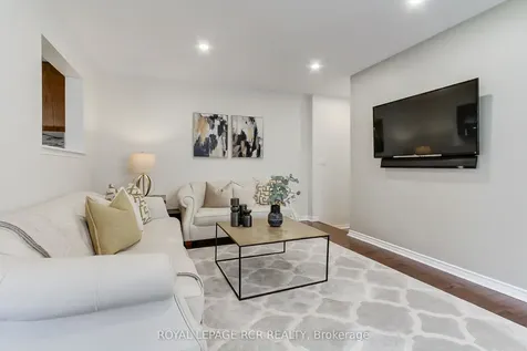 371 Langford Boulevard Bradford West Gwillimbury ON L3Z 0P7