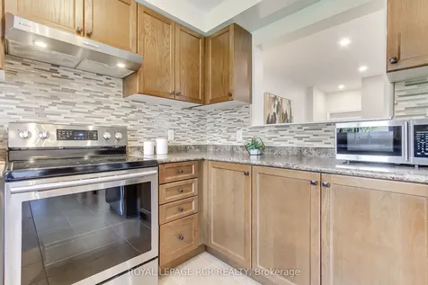 371 Langford Boulevard Bradford West Gwillimbury ON L3Z 0P7