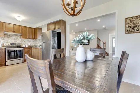 371 Langford Boulevard Bradford West Gwillimbury ON L3Z 0P7
