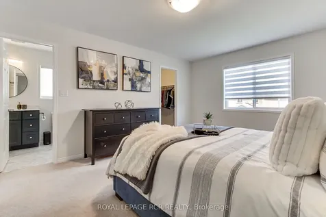 371 Langford Boulevard Bradford West Gwillimbury ON L3Z 0P7