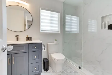 371 Langford Boulevard Bradford West Gwillimbury ON L3Z 0P7