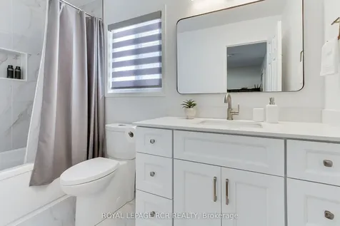 371 Langford Boulevard Bradford West Gwillimbury ON L3Z 0P7