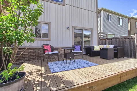 371 Langford Boulevard Bradford West Gwillimbury ON L3Z 0P7