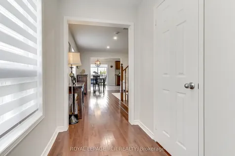 371 Langford Boulevard Bradford West Gwillimbury ON L3Z 0P7
