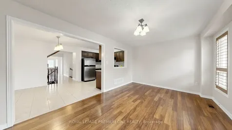 108 Argento Crescent Vaughan ON L4H 0B6