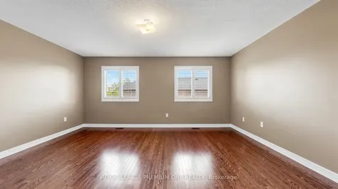 108 Argento Crescent Vaughan ON L4H 0B6