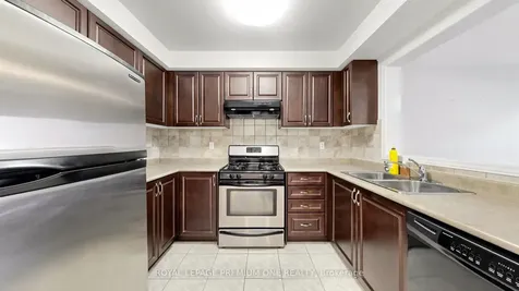 108 Argento Crescent Vaughan ON L4H 0B6