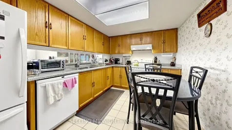 2 Raymerville Drive Markham ON L3P 7N7