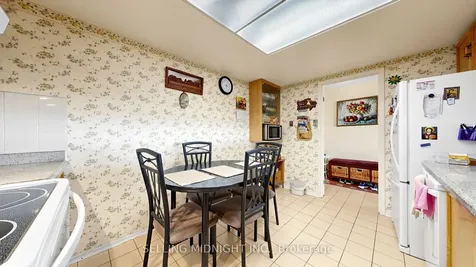 2 Raymerville Drive Markham ON L3P 7N7