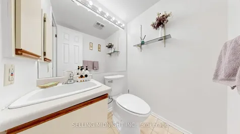 2 Raymerville Drive Markham ON L3P 7N7