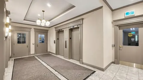 2 Raymerville Drive Markham ON L3P 7N7