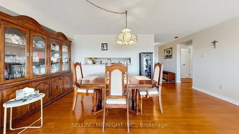 2 Raymerville Drive Markham ON L3P 7N7