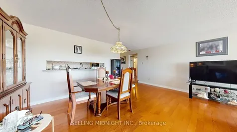 2 Raymerville Drive Markham ON L3P 7N7