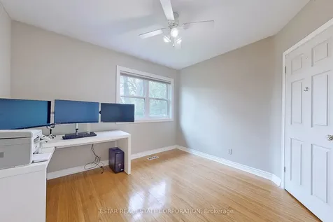 26 Elm Street Markham ON L3P 2V5