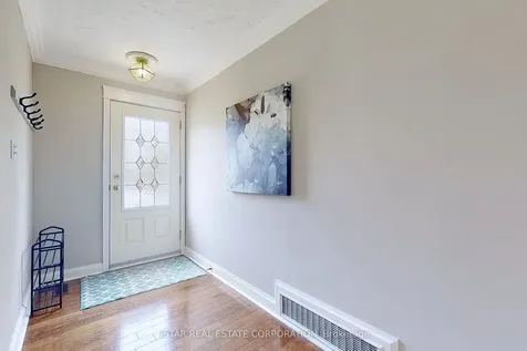 26 Elm Street Markham ON L3P 2V5