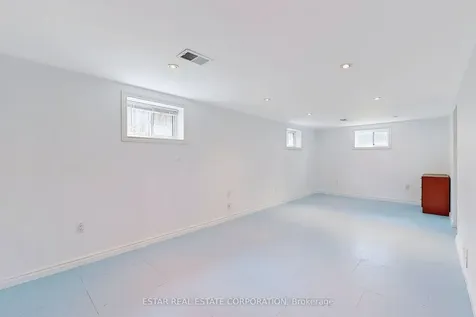26 Elm Street Markham ON L3P 2V5