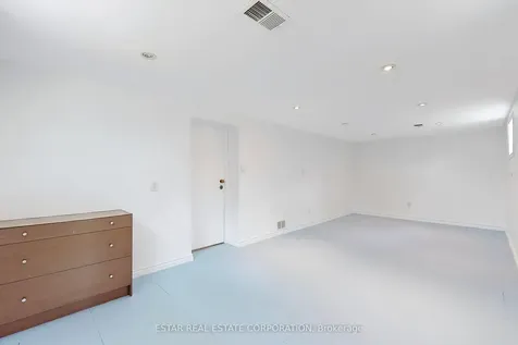 26 Elm Street Markham ON L3P 2V5