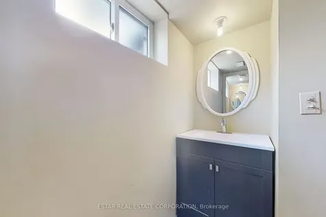 26 Elm Street Markham ON L3P 2V5