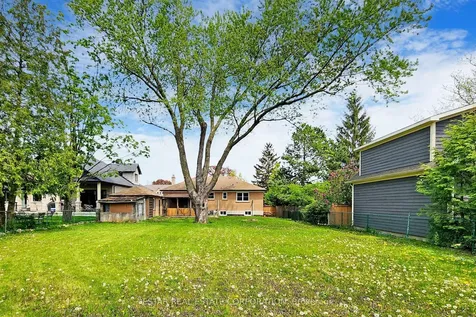 26 Elm Street Markham ON L3P 2V5