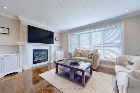 26 Elm Street Markham ON L3P 2V5