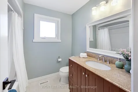 885 Dales Avenue Newmarket ON L3Y 5Z6