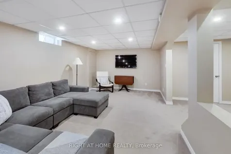885 Dales Avenue Newmarket ON L3Y 5Z6