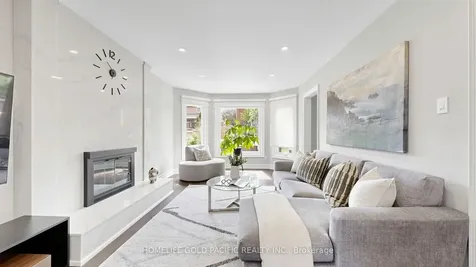 42 Rockwell Road Richmond Hill ON L4B 1B1