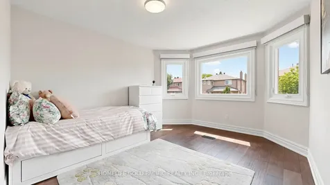 42 Rockwell Road Richmond Hill ON L4B 1B1