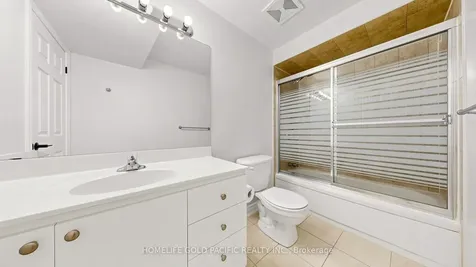 42 Rockwell Road Richmond Hill ON L4B 1B1