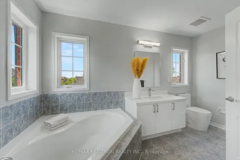 6 Northvale Road Markham ON L6B 1G4