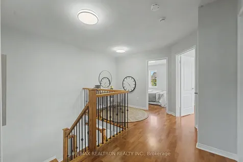 6 Northvale Road Markham ON L6B 1G4