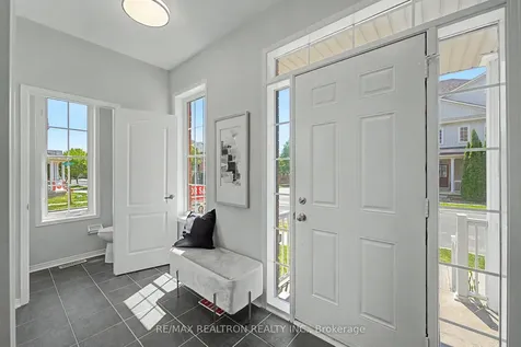6 Northvale Road Markham ON L6B 1G4