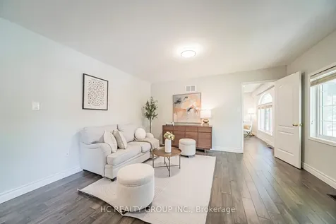 483 Menczel Crescent Newmarket ON L3X 2P6