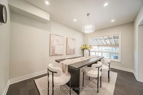 483 Menczel Crescent Newmarket ON L3X 2P6