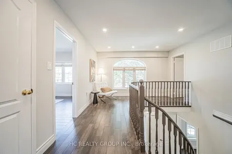 483 Menczel Crescent Newmarket ON L3X 2P6