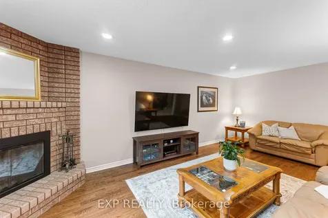 374 Savage Road Newmarket ON L3X 1S3