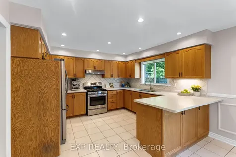 374 Savage Road Newmarket ON L3X 1S3