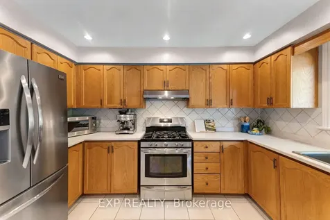 374 Savage Road Newmarket ON L3X 1S3
