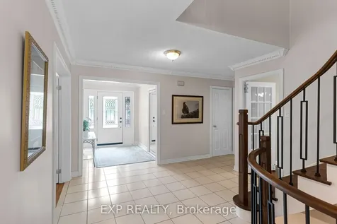 374 Savage Road Newmarket ON L3X 1S3