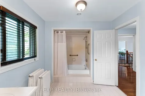 374 Savage Road Newmarket ON L3X 1S3
