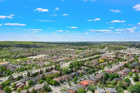 374 Savage Road Newmarket ON L3X 1S3