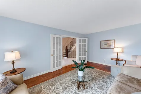 374 Savage Road Newmarket ON L3X 1S3