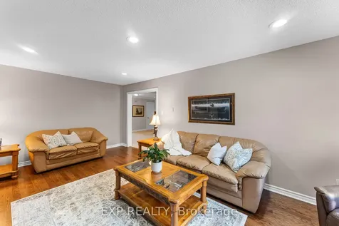 374 Savage Road Newmarket ON L3X 1S3